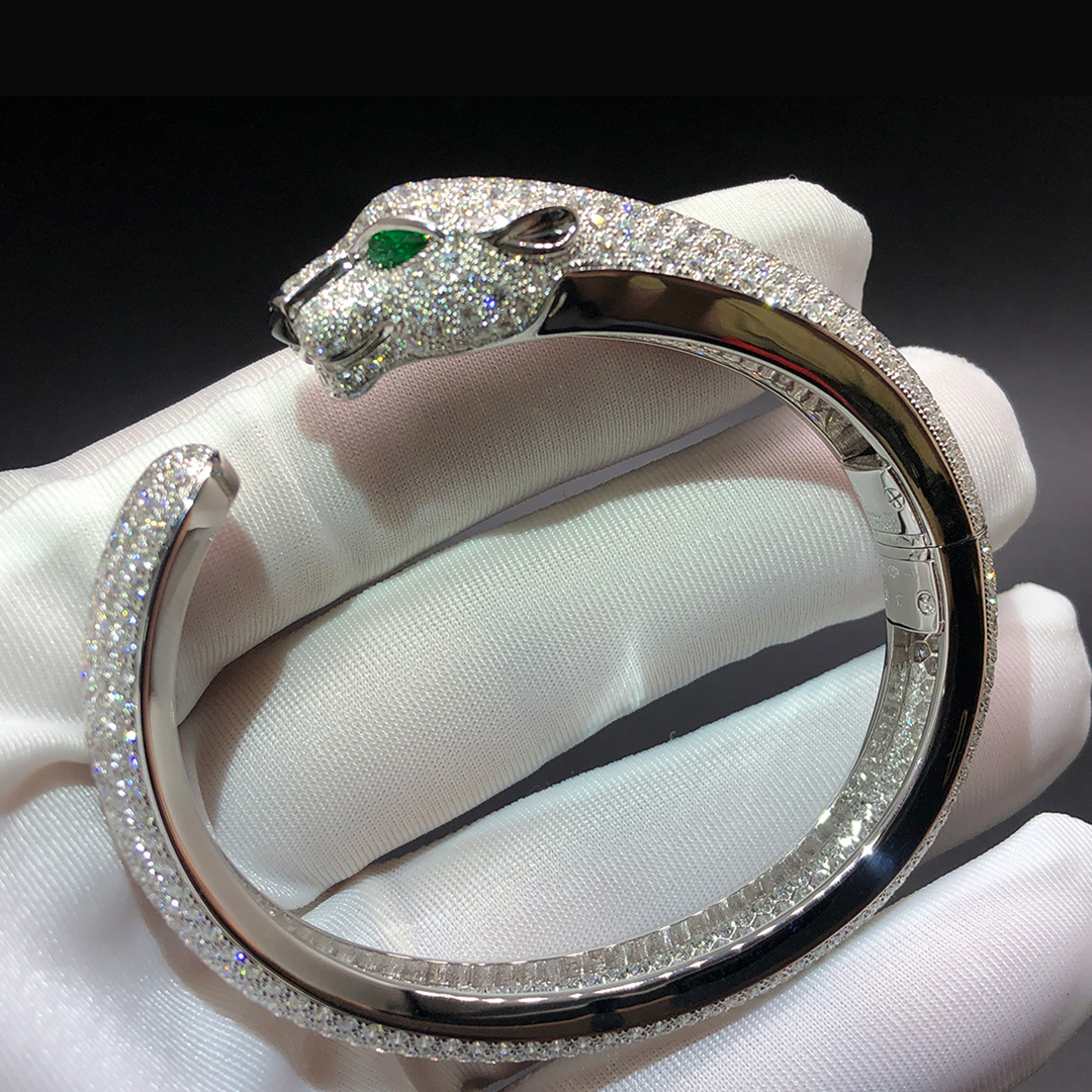 Cartier 18k White Gold Full Pave Diamond Panthère de Cartier High Jewelry Bracelet H6007417