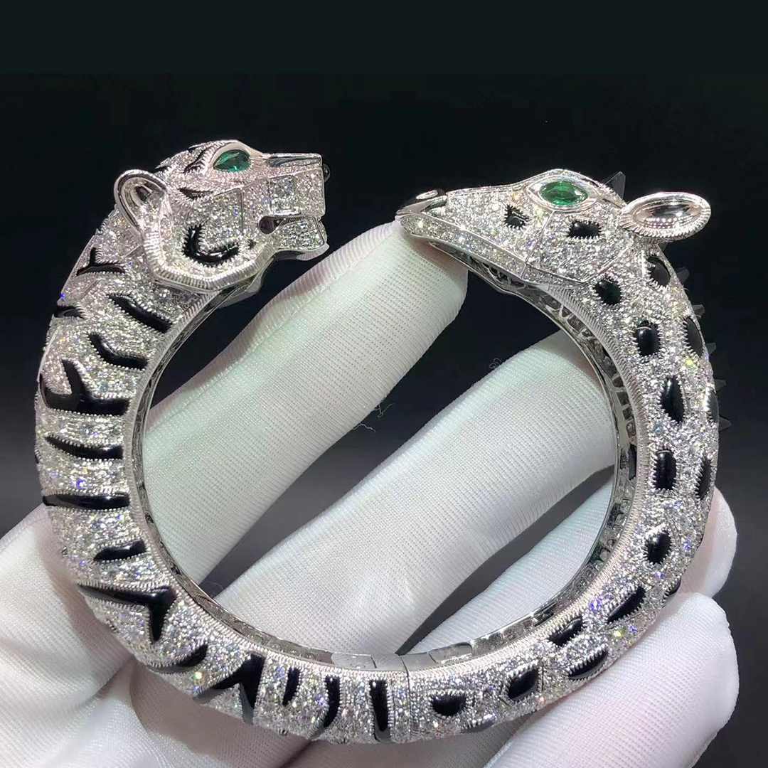 Cartier 18k White Gold Pave Diamonds Onyx Indomptables de Cartier Tiger and Giraffe Bracelet H6038216